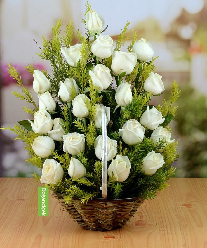 Yeşilköy Çiçekçi - beyaz-gul-arajmani-esenyurt-cicekci