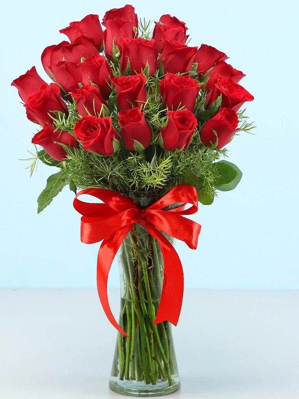 Tuyap Fuar ieki | Fuar iek Siparii ve Ayn Gn Teslimat | Kirac ieki ieki - vazoda-23-kirmizi-gul